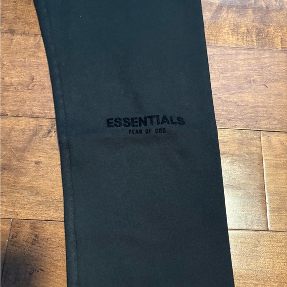 Essentials Pants - Picture 2 of 3